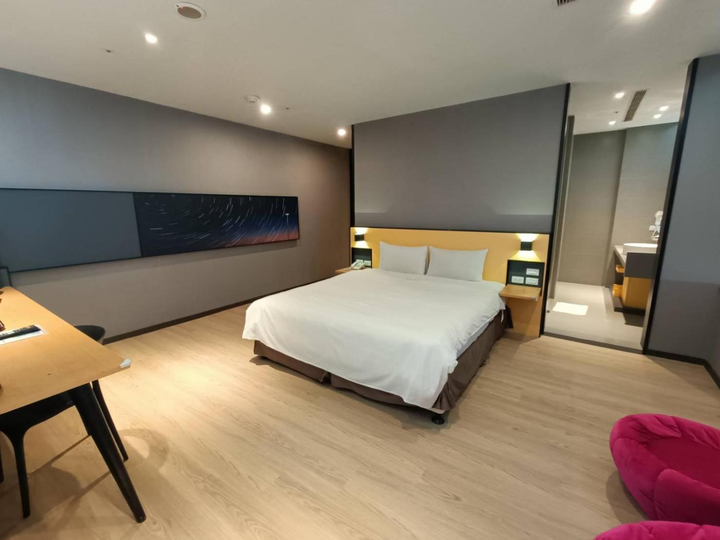 Walker-Taoyuan Hotel Ngoại thất bức ảnh