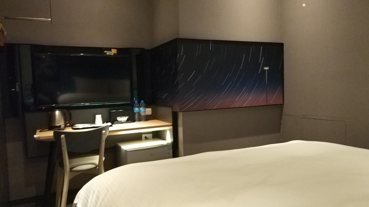 Walker-Taoyuan Hotel Ngoại thất bức ảnh